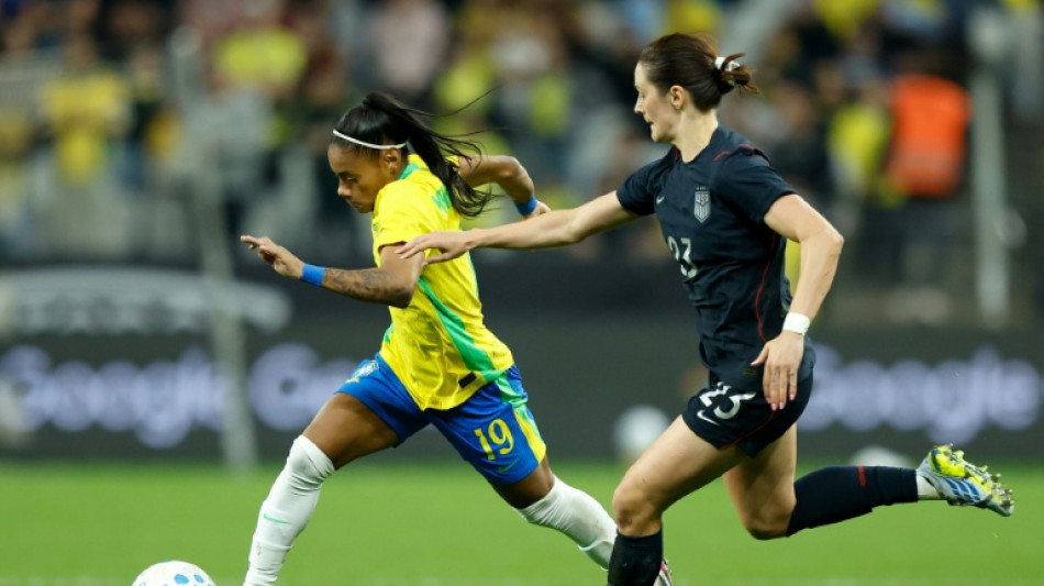 Dirigente comemora evolu&ccedil;&atilde;o do futebol feminino no Brasil: "Hoje temos v&aacute;rias Martas"