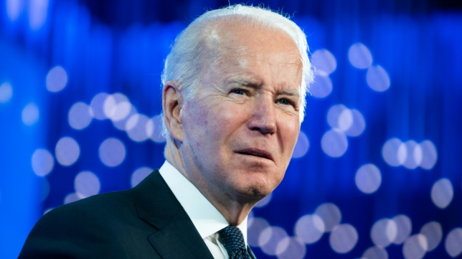 Biden pide apoyar el derecho al aborto en el aniversario del hist&oacute;rico fallo