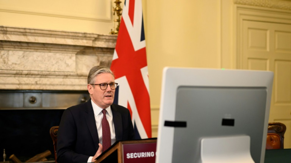 Ukraine: Poutine devra n&eacute;gocier "t&ocirc;t ou tard", selon Londres 