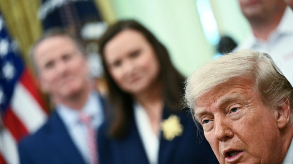 Trump pressures Supreme Court to rule for him on citizenship
