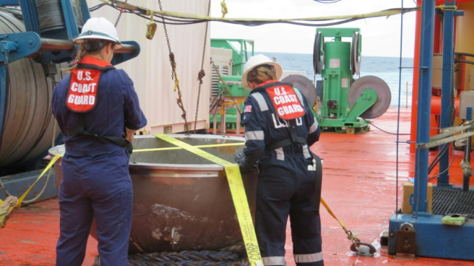 'Supostos restos humanos' do submers&iacute;vel Titan s&atilde;o encontrados