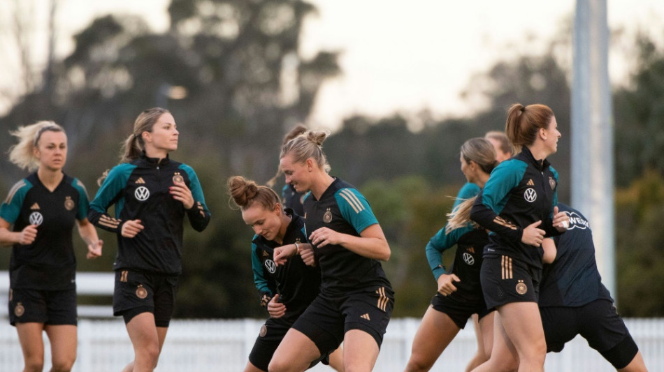 WM-Ausflug: DFB-Frauen bestaunen und f&uuml;ttern K&auml;ngurus