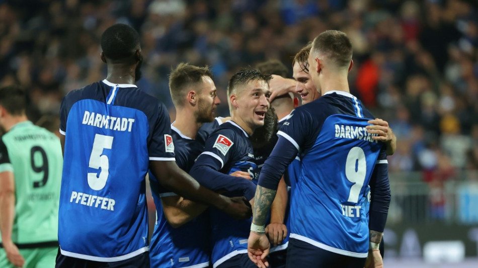 Darmstadt weiter auf Aufstiegskurs - Fortuna l&auml;sst abrei&szlig;en