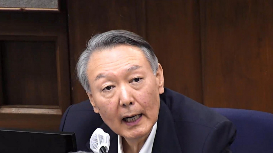 Seul, l'ex presidente Yoon condannato a 5 anni di carcere