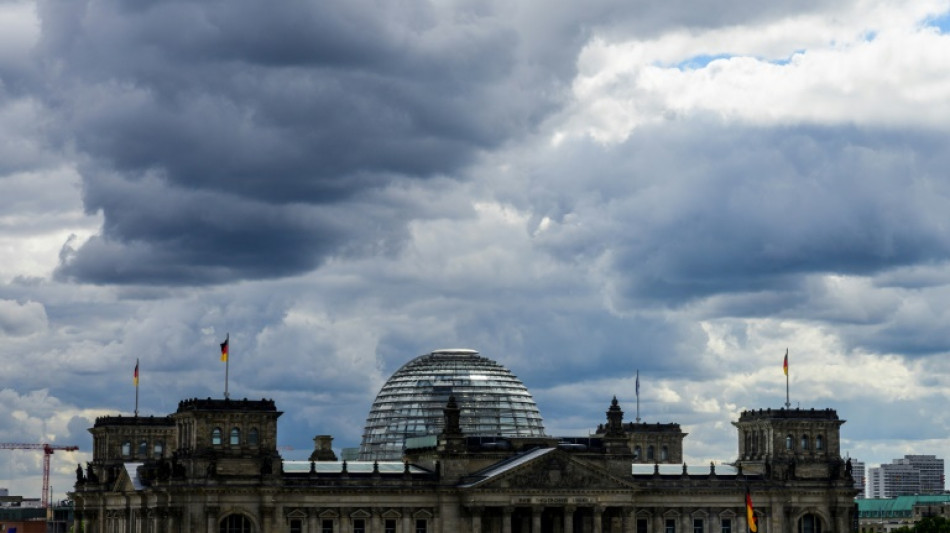 Arbeits- und Verkehrsminister stellen sich Fragen der Bundestagsabgeordneten