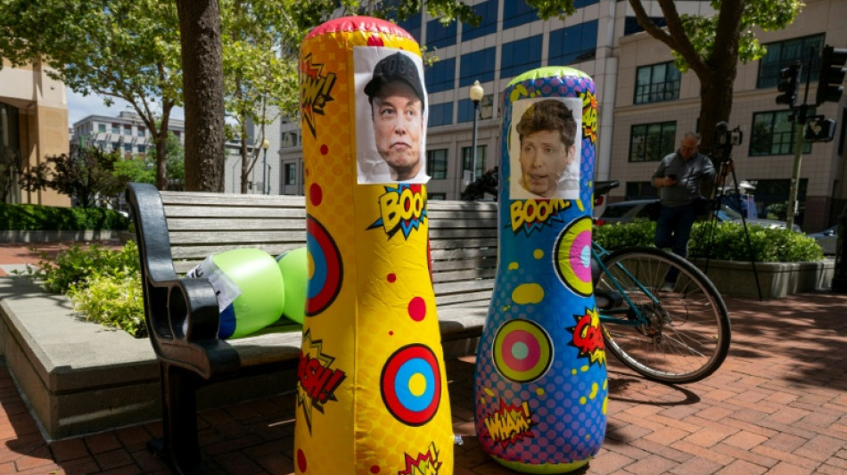 Miedo y resentimiento: la violencia contra figuras de la IA