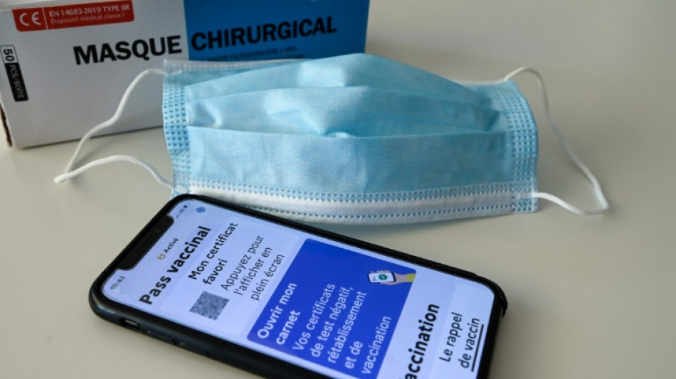 Covid: malgr&eacute; un rebond, la France s'appr&ecirc;te &agrave; lever l'essentiel des restrictions