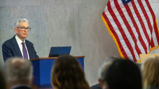 Fed deve manter juros ao concluir reunião de política monetária