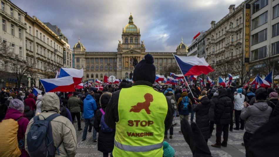 Dos a&ntilde;os de desinformaci&oacute;n sobre las vacunas contra el covid