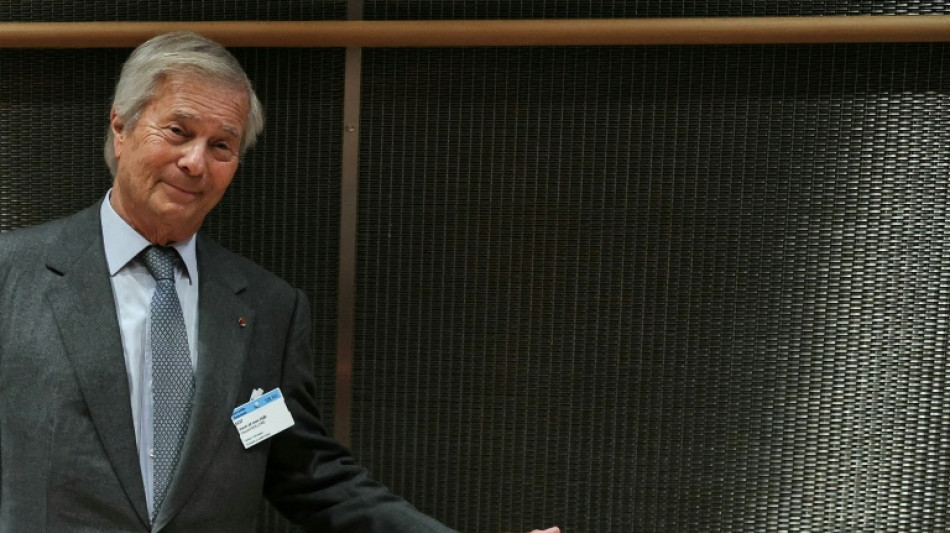 Bollor&eacute;, o magnata da m&iacute;dia no centro de pol&ecirc;mica na Fran&ccedil;a