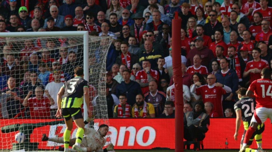 Nottingham Forest imp&otilde;e ao City de Guardiola a 9&ordf; derrota no Ingl&ecirc;s
