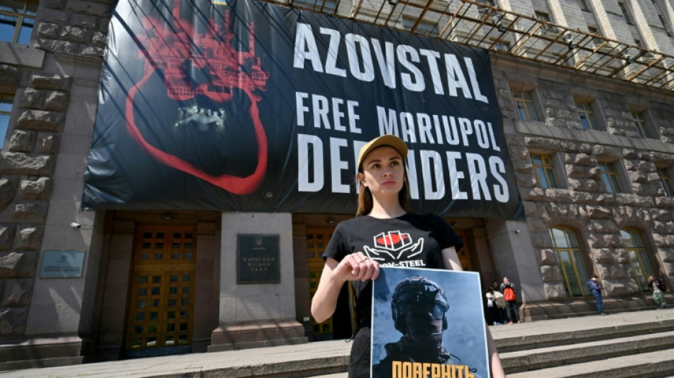 Marioupol: l'attente am&egrave;re des familles de prisonniers