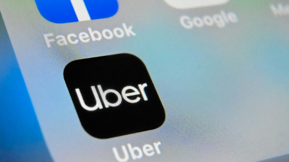 La commission d'enqu&ecirc;te sur les Uber Files rel&egrave;ve les liens &eacute;troits entre Emmanuel Macron et la plateforme