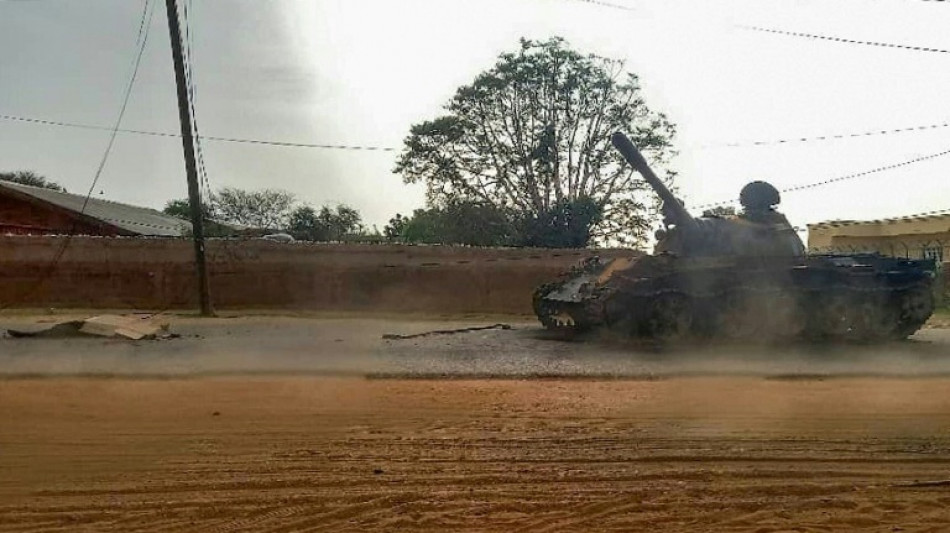 La historia se repite en la regi&oacute;n sudanesa de Darfur, y con ella los "cr&iacute;menes de guerra"