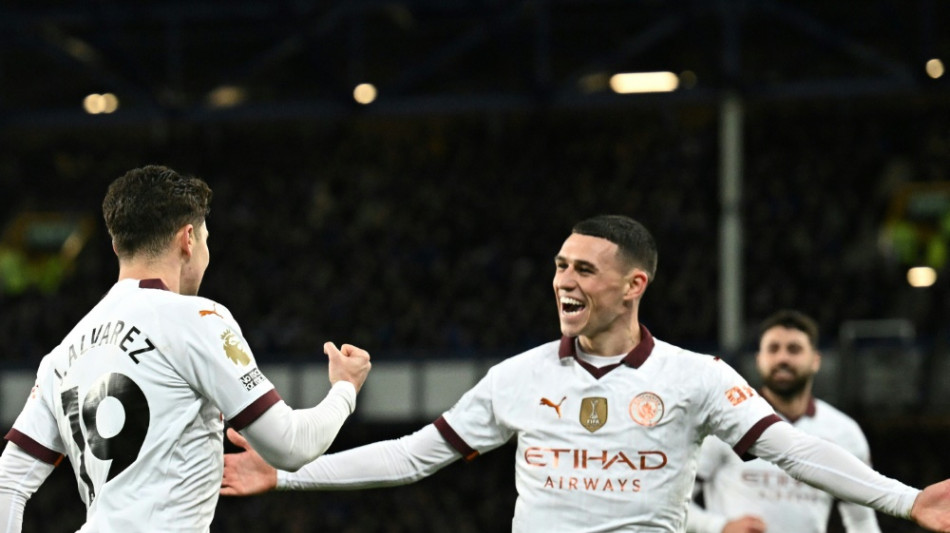 Premier League: City bleibt dran - Chelsea siegt sp&auml;t