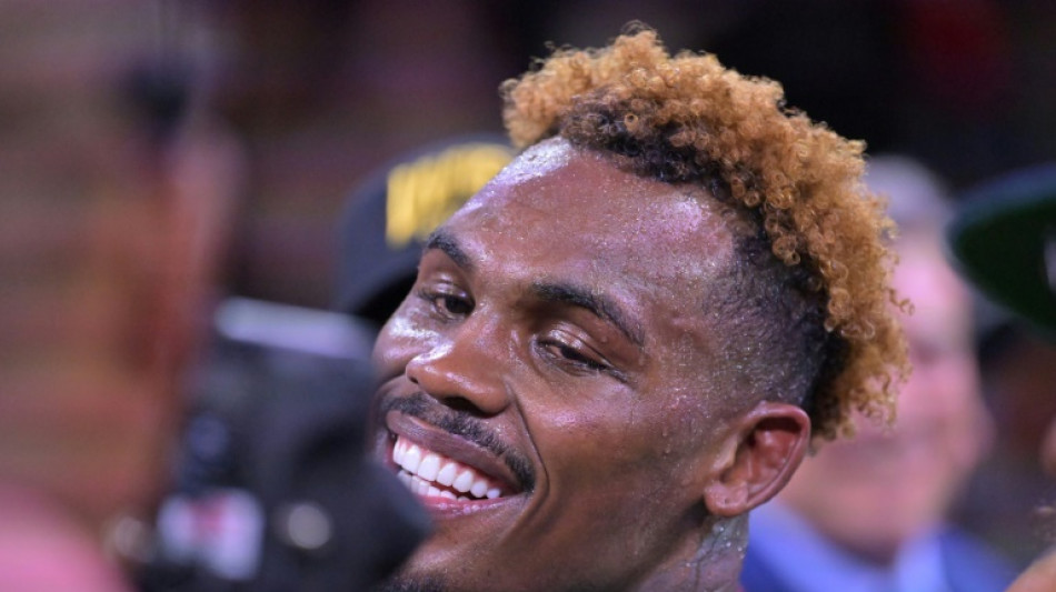 Charlo suffers broken hand, showdown with Tszyu postponed