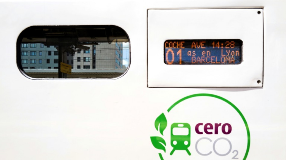 La empresa ferroviaria espa&ntilde;ola ya vendi&oacute; 31.000 boletos para sus trenes en Francia