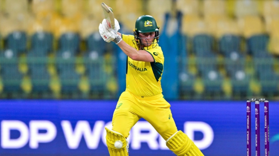 Mooney ton rescues Australia in stunning World Cup win over Pakistan