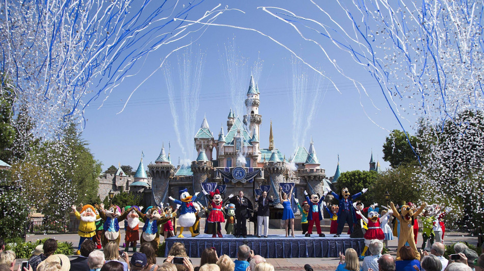 Disneyland, i 70 anni del 'posto pi&ugrave; felice del mondo'