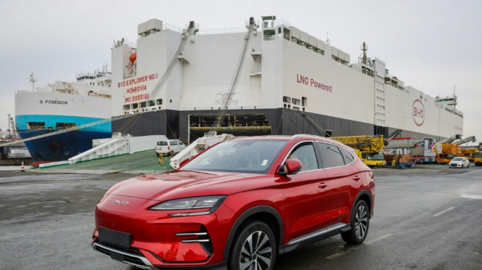 Erster f&uuml;r chinesische Autofirma BYD gebauter Frachter in Bremerhaven eingelaufen 