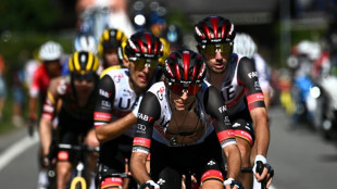 Un segundo compa&ntilde;ero de equipo de Pogacar, positivo al covid