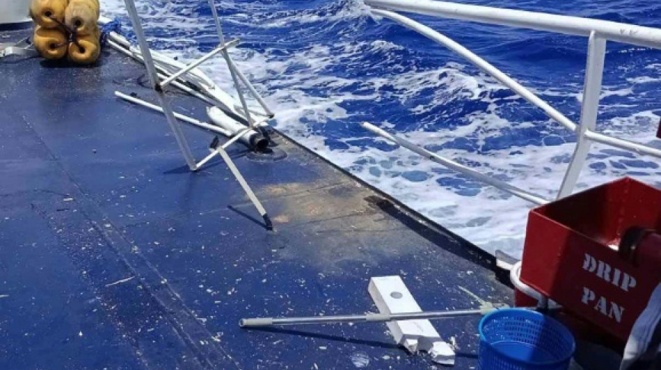 Filipinas afirma que un buque chino embisti&oacute; uno de sus barcos en aguas disputadas