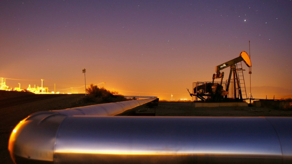 El petr&oacute;leo ampl&iacute;a sus p&eacute;rdidas tras el anuncio de Trump del env&iacute;o de crudo venezolano a EEUU