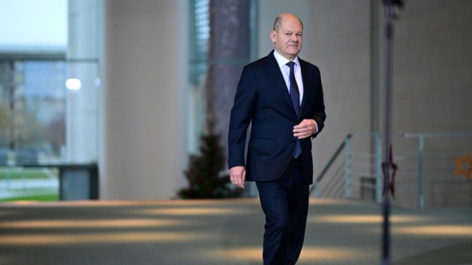 Scholz dit aux r&eacute;fugi&eacute;s syriens "int&eacute;gr&eacute;s" en Allemagne qu'ils restent "bienvenus"
