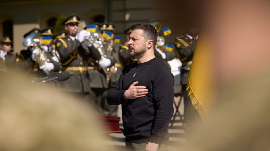 Presidente da Ucr&acirc;nia diz que R&uacute;ssia ser&aacute; derrotada como 'o nazismo foi'