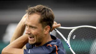 Medvedev avan&ccedil;a &agrave;s quartas de final do ATP 500 de Halle