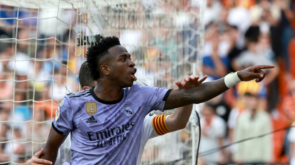 Homem &eacute; condenado a oito meses de pris&atilde;o por insultos racistas a Vini Jr. e R&uuml;diger