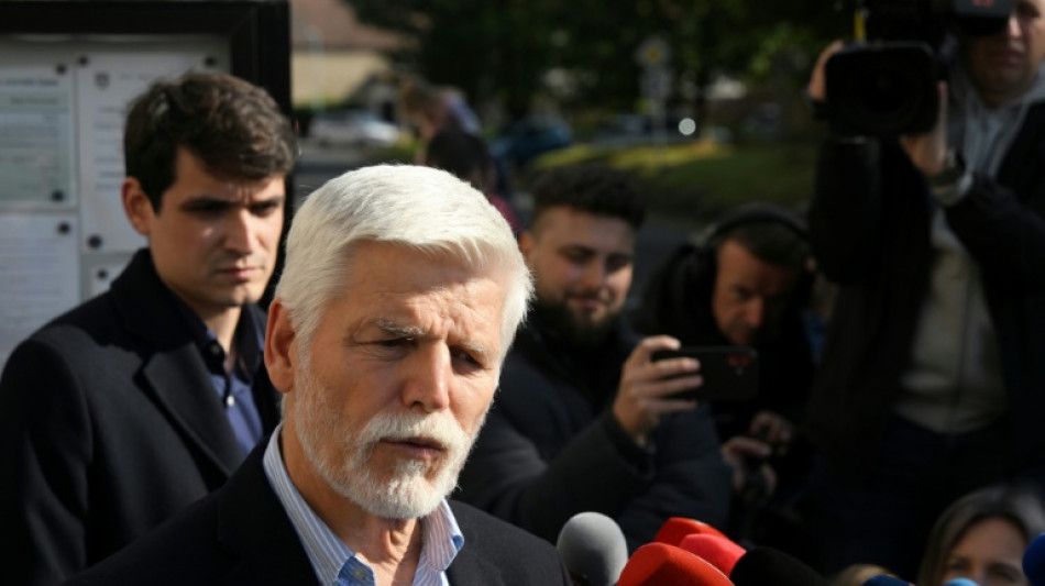 Babis, vainqueur des législatives tchèques, plaide sa loyauté à l'Europe