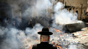 Los israel&iacute;es celebran la Pascua jud&iacute;a, marcada por la ausencia de los rehenes