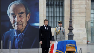 Macron rend hommage &agrave; Badinter, dont le nom "devra s'inscrire" au Panth&eacute;on