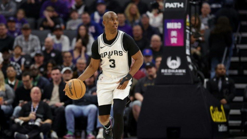 Chris Paul voltar&aacute; aos Clippers para sua &uacute;ltima temporada na NBA