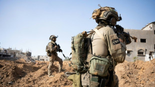 Communications coup&eacute;es dans la bande de Gaza, o&ugrave; les combats se poursuivent