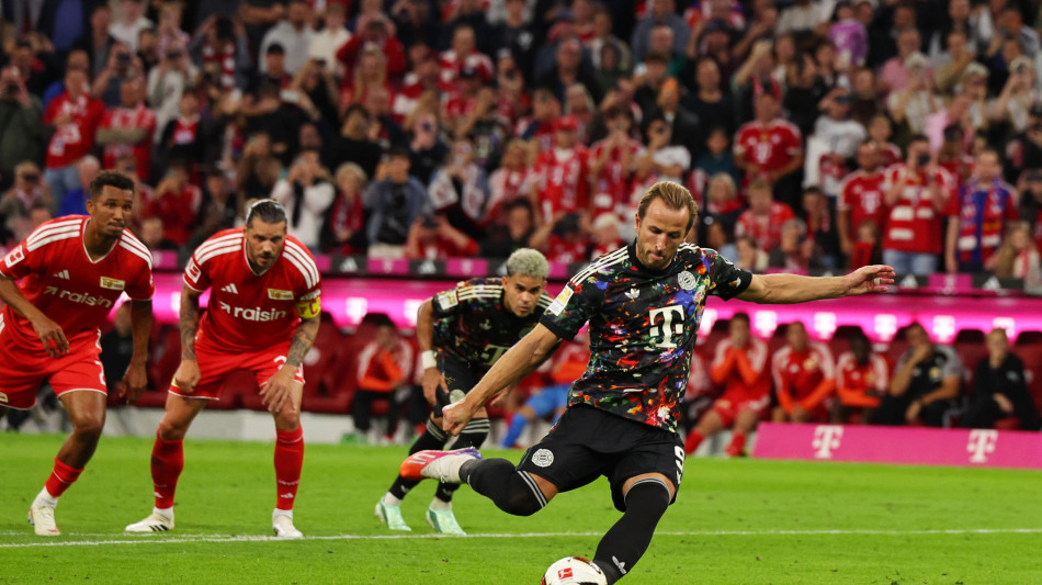 Kane segna la 100/a rete in 98 partite, nuovo record in Bundesliga