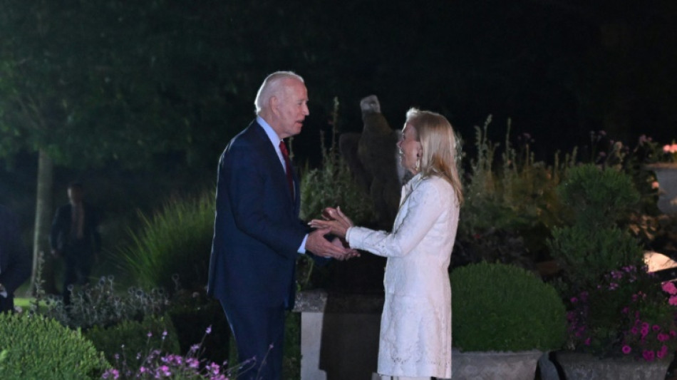 Biden hace una escala diplom&aacute;tica en Londres de camino a la cumbre de la OTAN