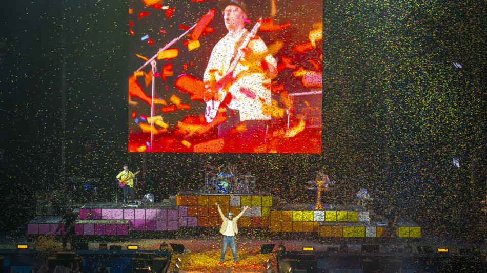 Il successo del tour fa volare gli ascolti dei Pinguini Tattici