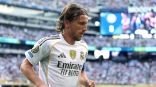 Modric diz que escolheu o Milan para 'seguir no futebol competitivo'