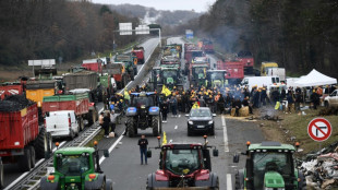 Large mobilisation des agriculteurs, d&eacute;c&egrave;s sur un barrage dans l'Ari&egrave;ge