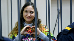 Une artiste russe condamn&eacute;e &agrave; 7 ans de camp pour une action pacifiste dans un supermarch&eacute;