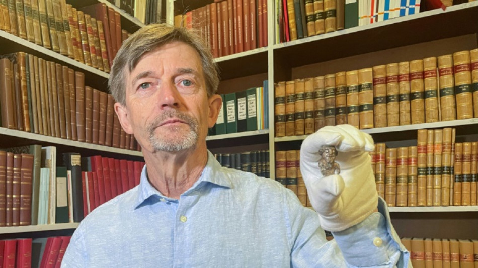 Kleine Figur aus Walross-Elfenbein: &Auml;ltestes Wikinger-"Portr&auml;t" enth&uuml;llt