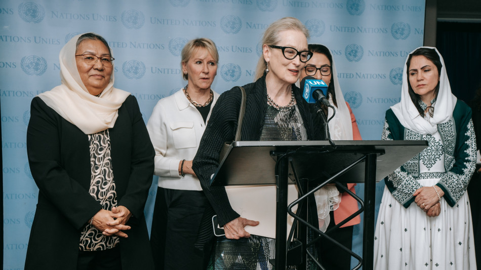Meryl Streep, 'scoiattoli hanno pi&ugrave; diritti delle donne afghane'