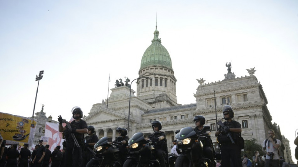 R&eacute;formes en Argentine: le d&eacute;bat parlementaire bouscul&eacute; par la rue