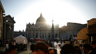 Des fun&eacute;railles grandioses pour le "pape des pauvres"