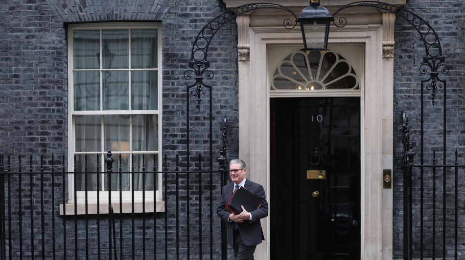 Starmer sente Trump, d'accordo a lavorare insieme su Kiev