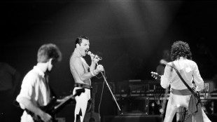 El piano de Freddie Mercury, subastado por m&aacute;s de 2 millones de d&oacute;lares