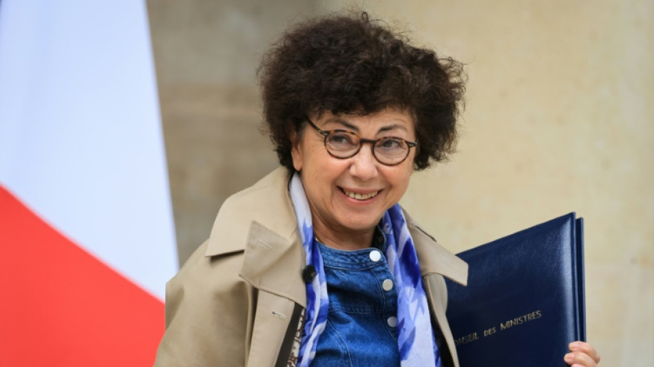Macron rechaza dimisi&oacute;n de ministra francesa opuesta a reautorizaci&oacute;n de pesticidas