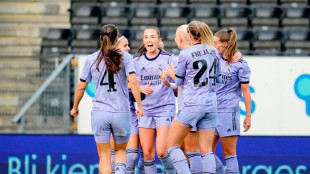 Real Madrid vence Bar&ccedil;a pela 1&ordf; vez no 'El Cl&aacute;sico' feminino